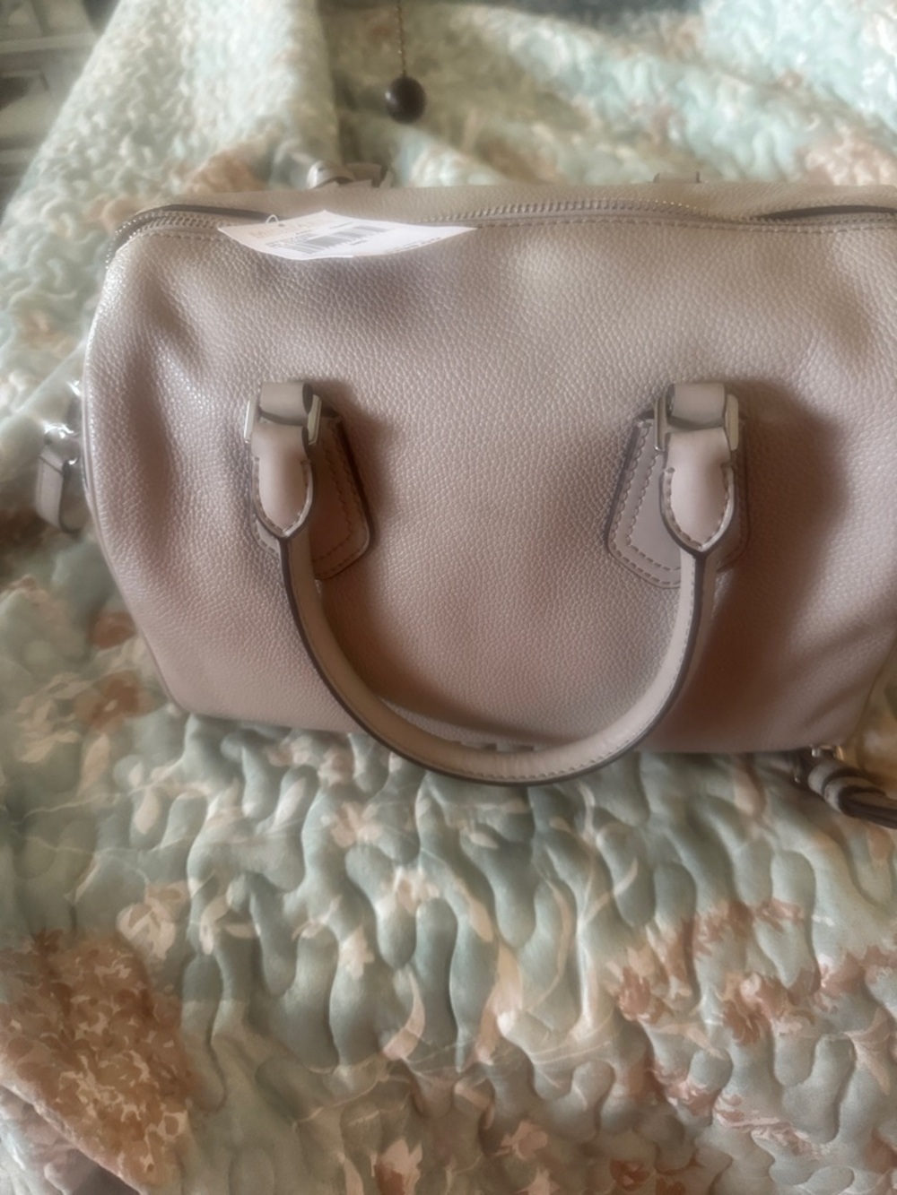 Classic Women's Satchel Handbag in Light Gray - Unbranded